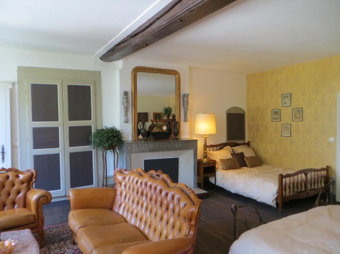 Deluxe Family room