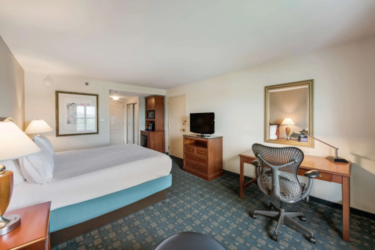 Hilton Garden Inn Suffolk Riverfront