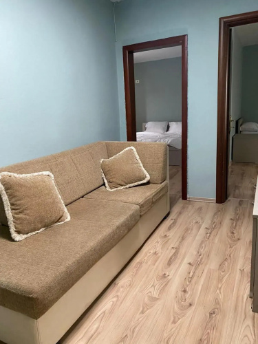 Itan’s apartments