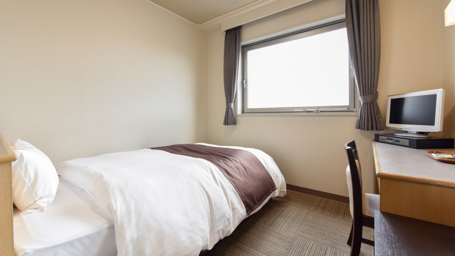 Standard Double room with city view