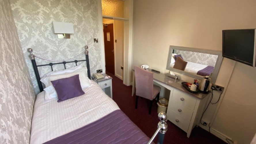 Standard Single room with view