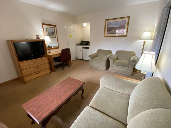 Quadruple Suite