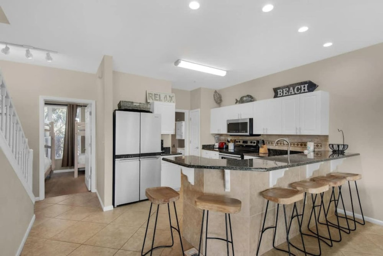 Bright 3BR Townhome Gulf Views Steps to Beach
