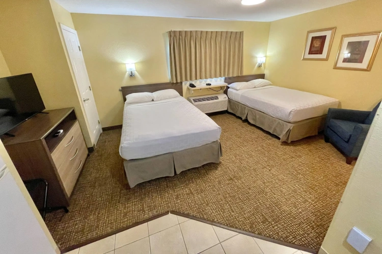 Standard Quadruple room