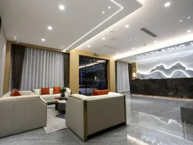 Huoqiu Linyi Select Hotel