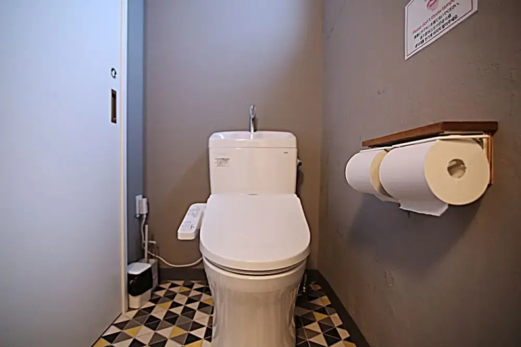 Rhodes Otsuka Hotel - Hostel