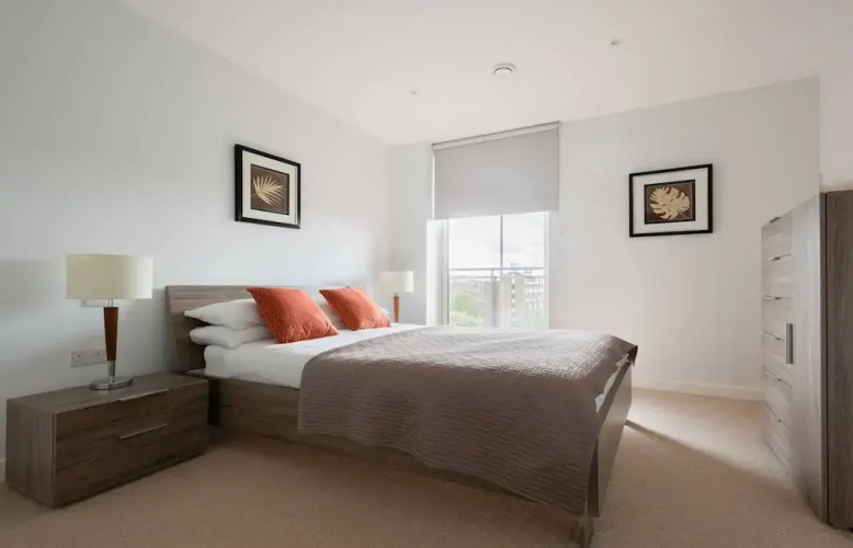 2 bed 2 Bath Greenwich Apart. - London
