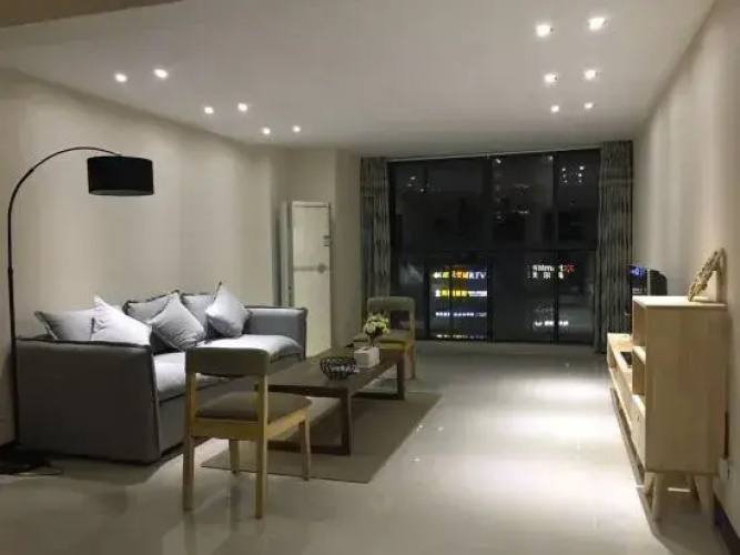 Newhouse Apartment