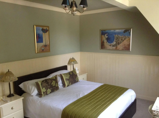 Orestone Manor Hotel