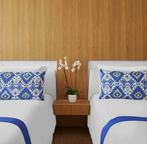 Standard Quadruple room with ocean view