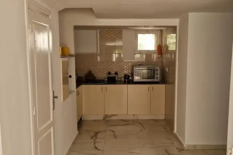2 Bed Villa, Sleeps 4 - Garden, Wifi, Parking