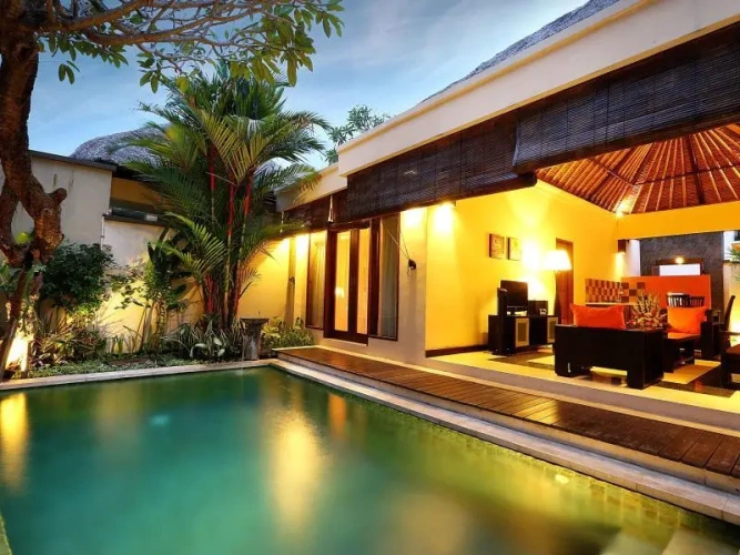 2 Bedrooms Sextuple Villa