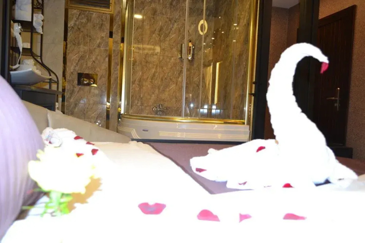 Emirtimes Hotel