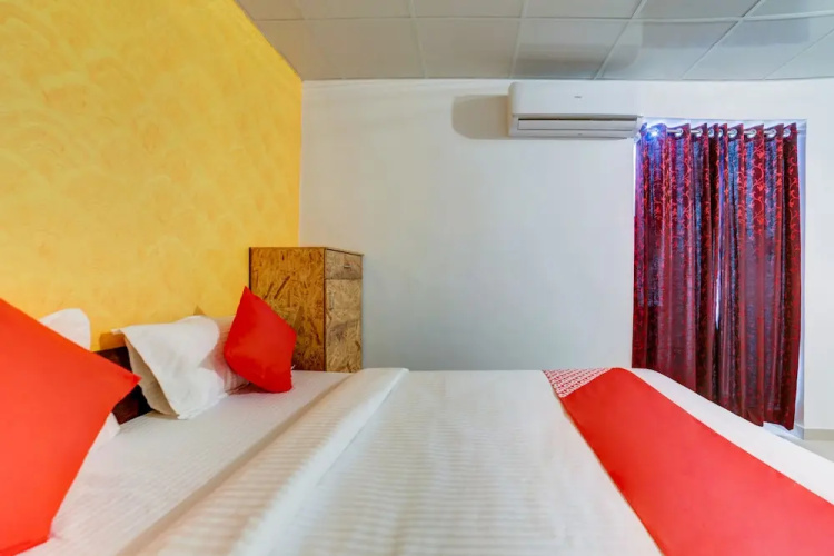 OYO 24282 Sai Lodging