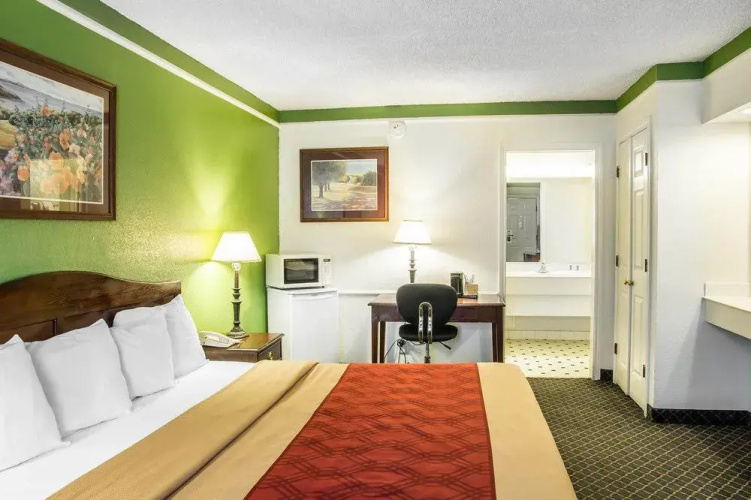 Quality Inn Airport