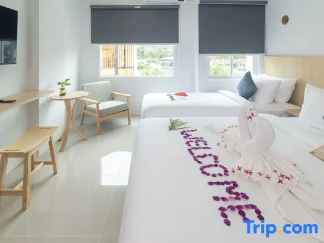 Deluxe Triple room