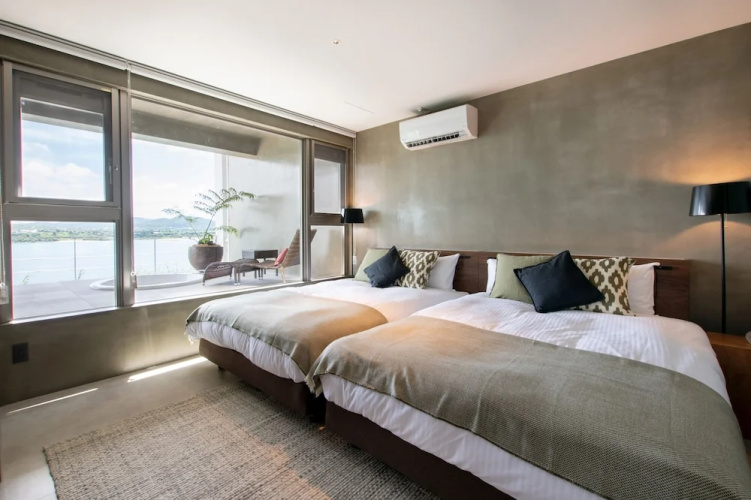 KOURI VILLA Indigo