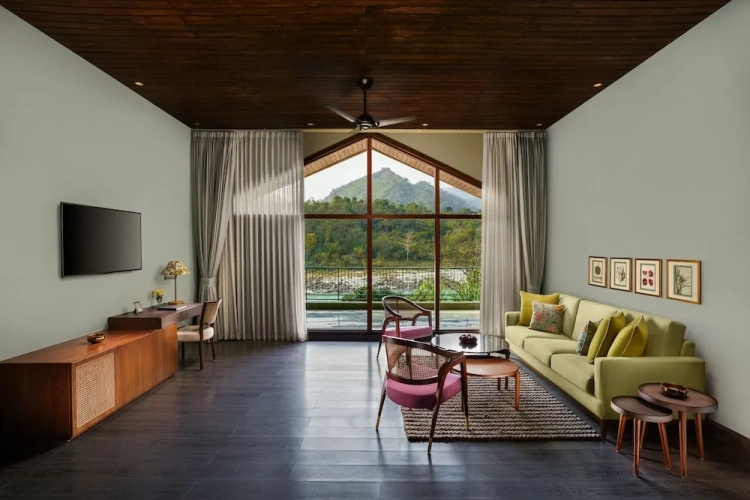 Grand room with river view