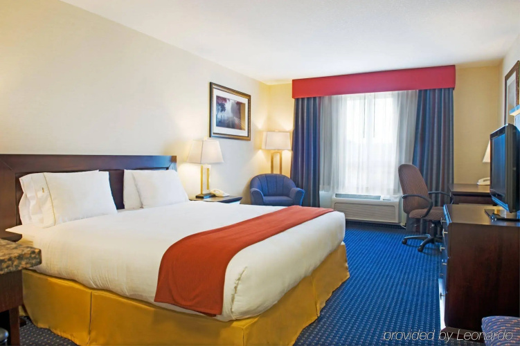 Holiday Inn Express Hotel & Suites Edson by IHG
