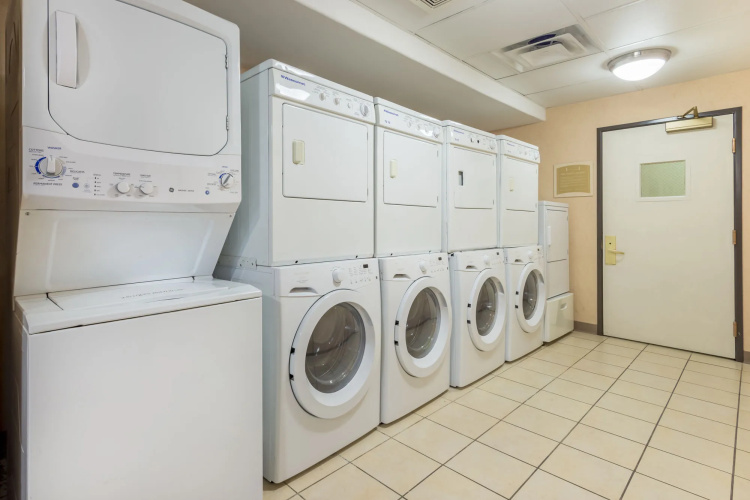 Staybridge Suites Phoenix - Glendale Sports Dist by IHG
