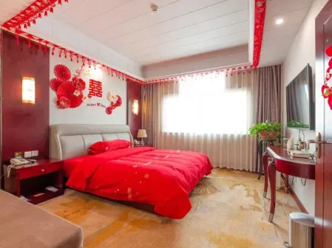 Panshi Hotel