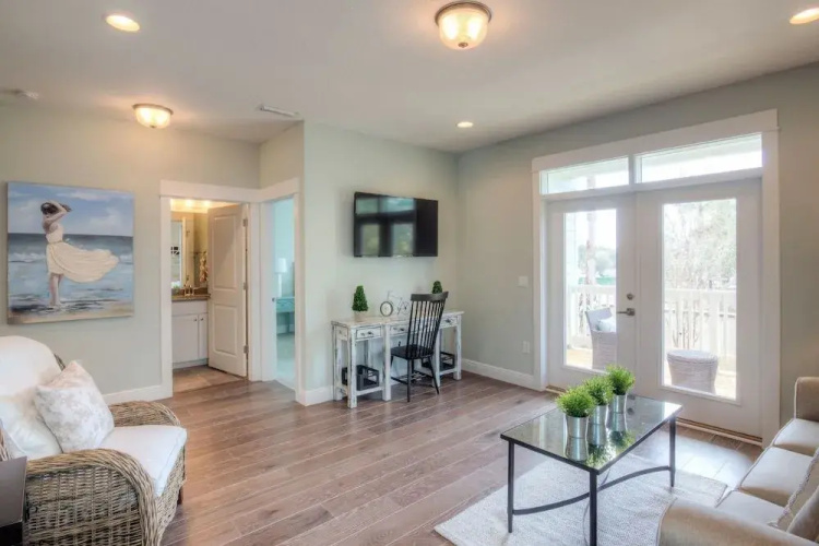 Grande Pointe Home by RedAwning