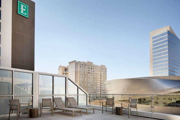 Embassy Suites by Hilton Charlotte Uptown photo 9