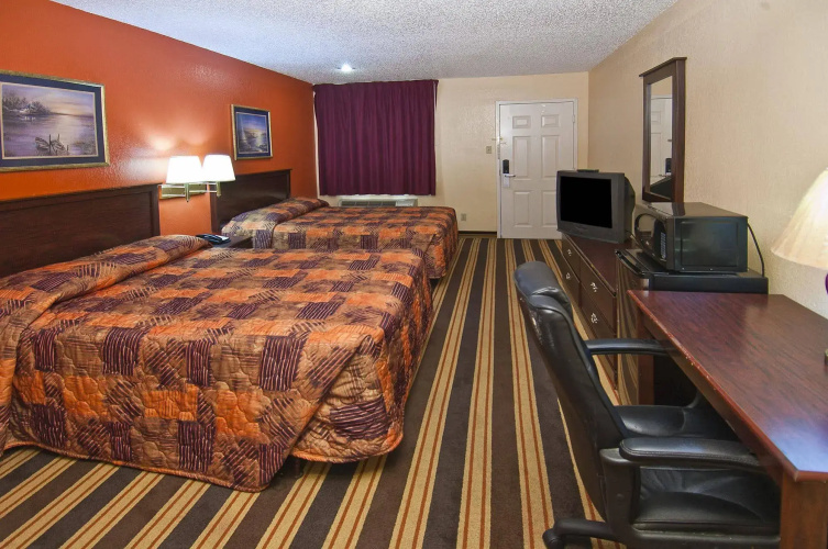 Executive Inn