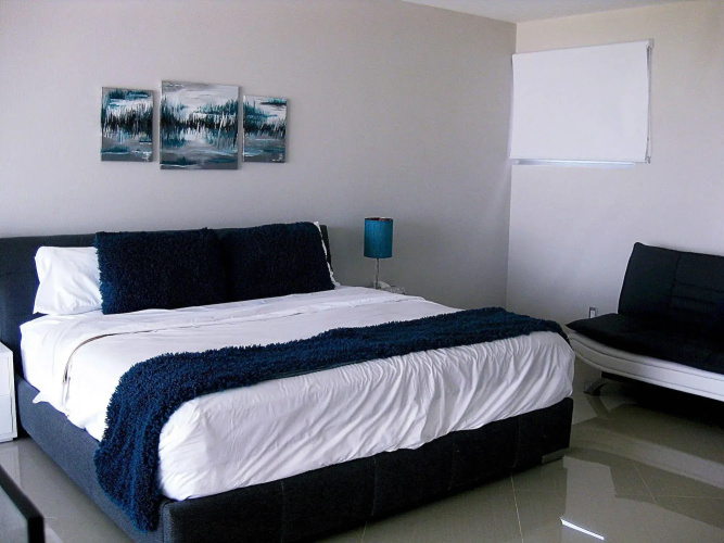 IRIS Studios & Apartments