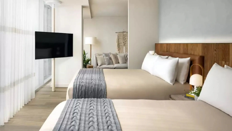 1 Hotel Toronto