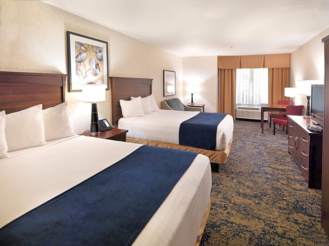Triple Suite