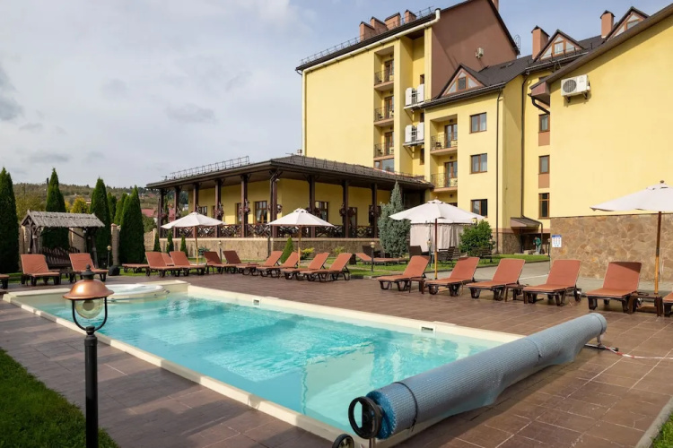 Kyivska Russ Hotel