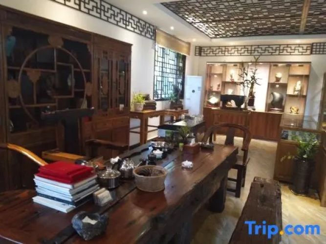 Shiyuan Inn