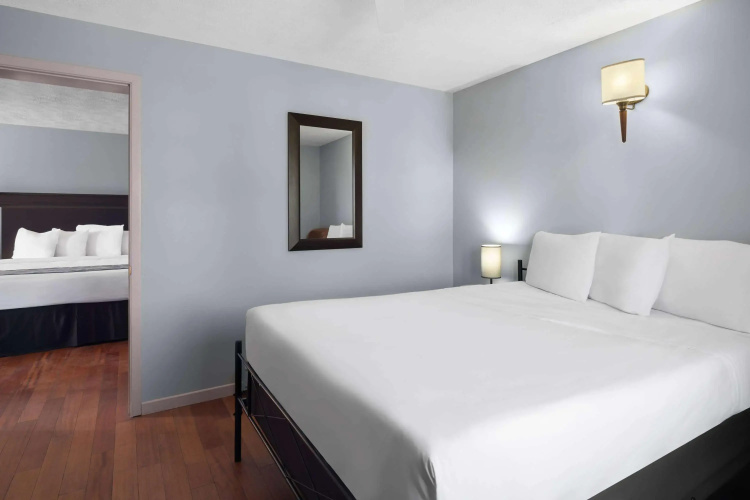 Travelodge by Wyndham Grand Falls