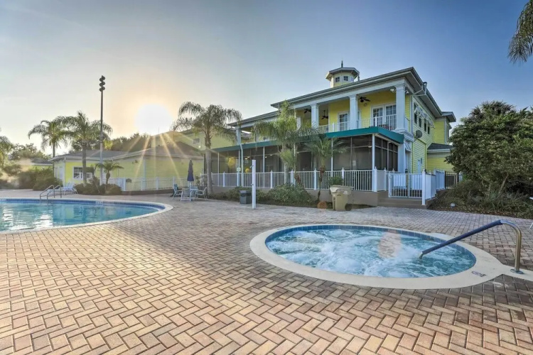Resort Condo w/ Patio + Pool Access in Davenport!
