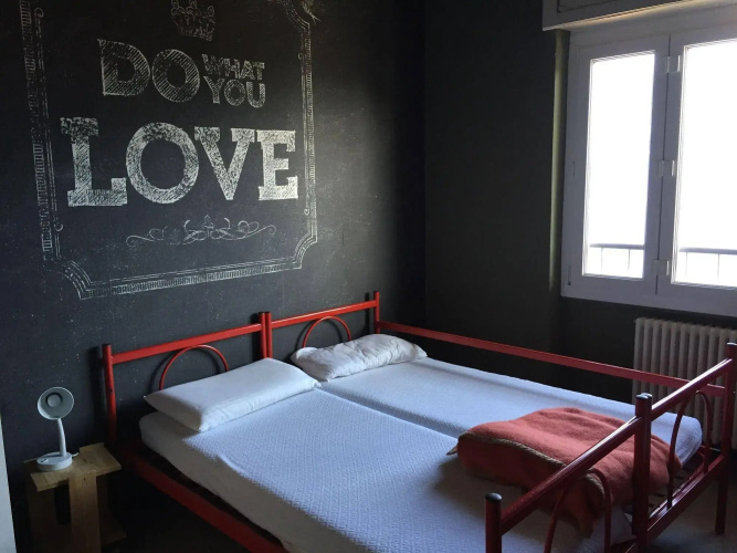 Lake Como Hostel