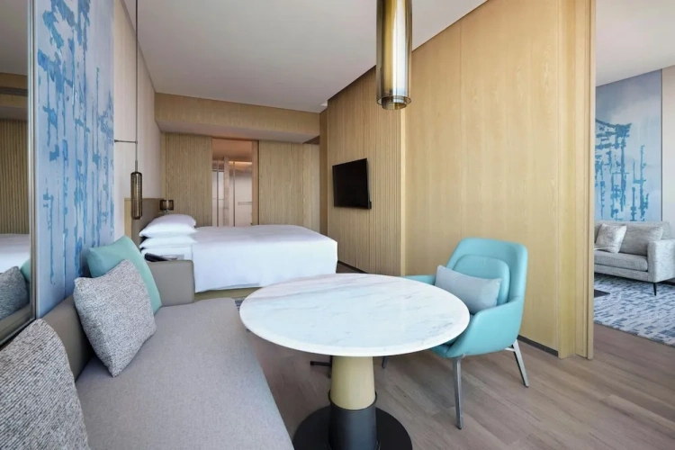 Double Club Suite
