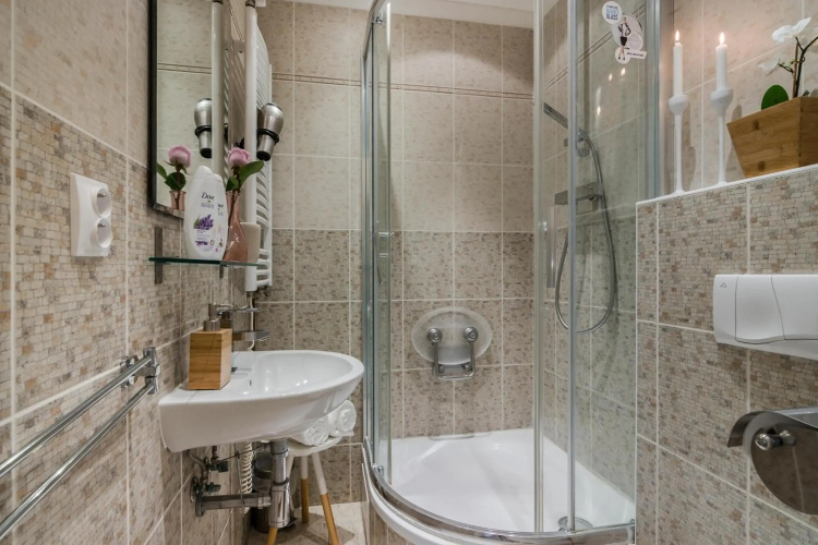 Old Town Studio Apartment