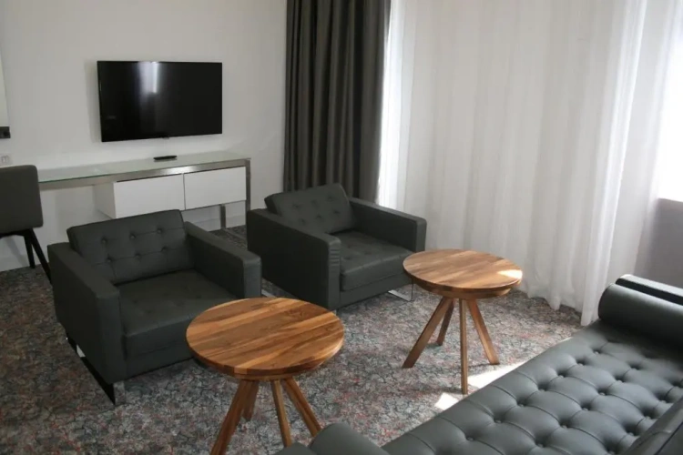 2 Bedrooms Suite