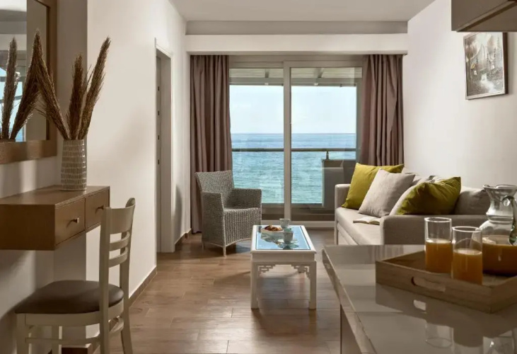 Stefania Apartments