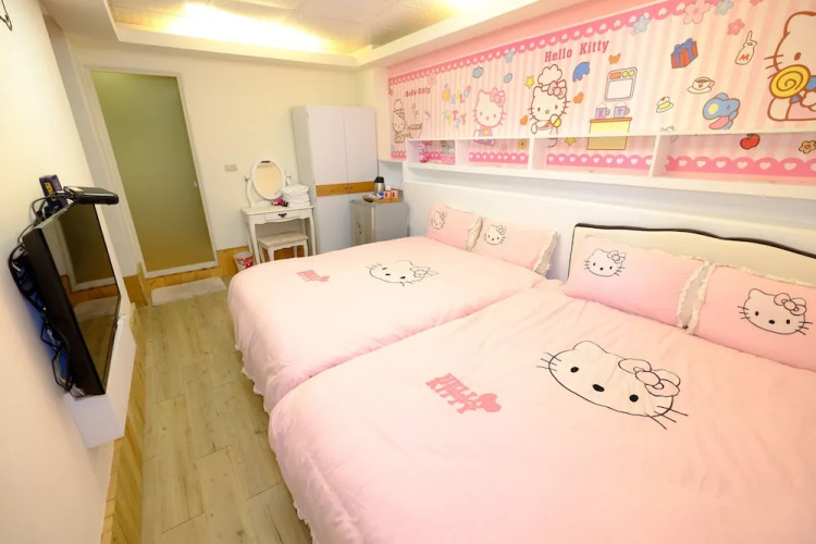 Fengjia Romantic Homestay