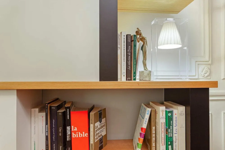 Beautiful Lavish Apartment for 6 in Paris VII by Guestready - Image 11