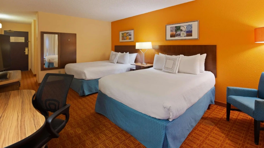 Quadruple Suite