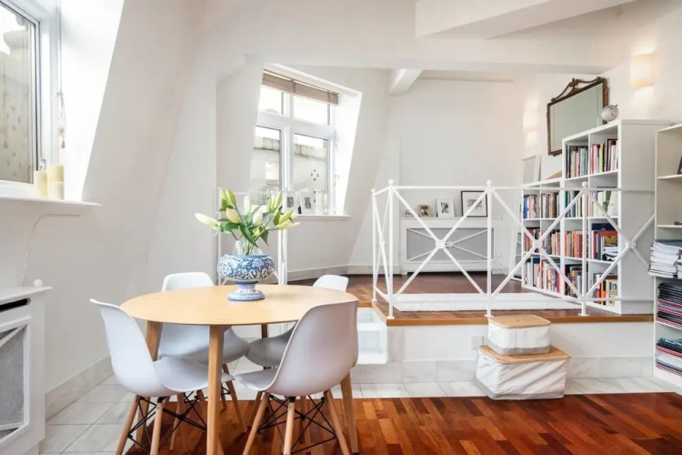 Stylish 2-bed Flat by Piccadilly Circus & Mayfair