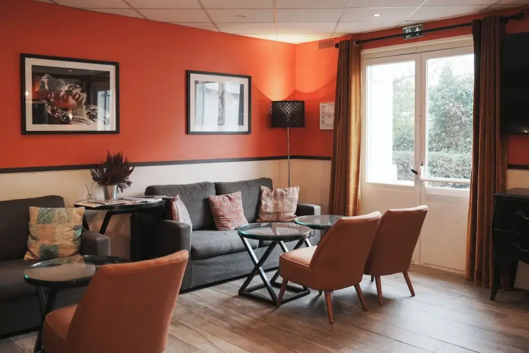 Brit Hotel Confort Orly Morangis