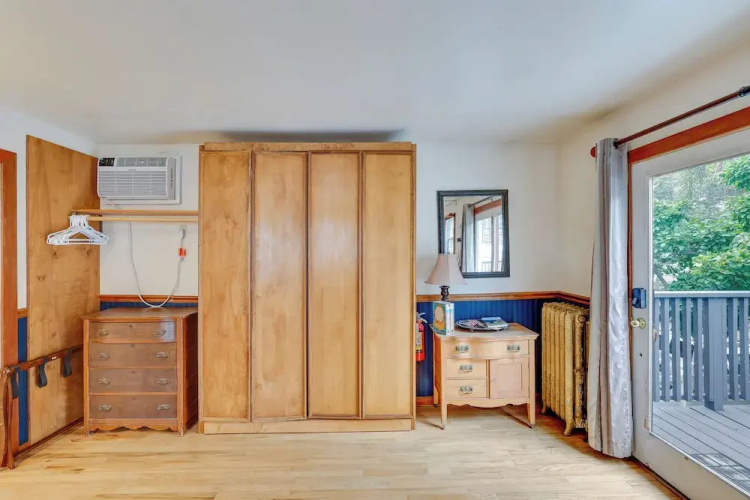Historic Boise Studio w/ Courtyard, Blocks to Dtwn