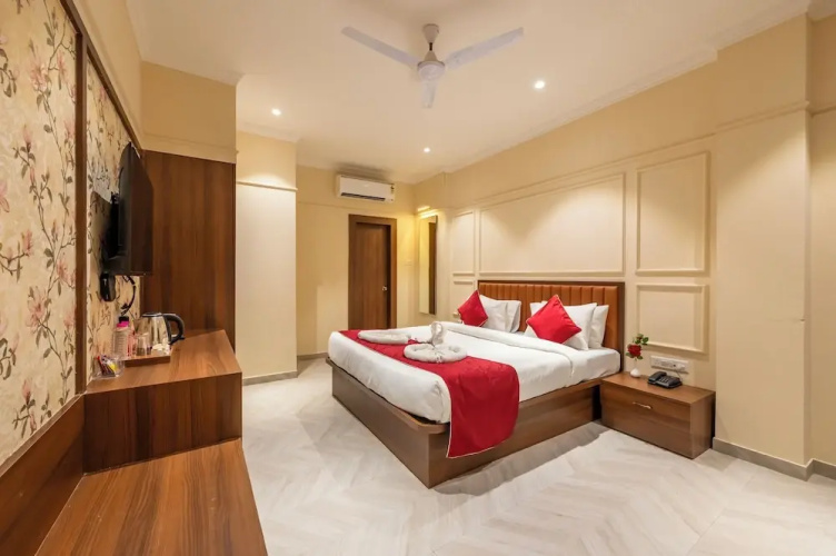 Hotel Silver Stone Varanasi
