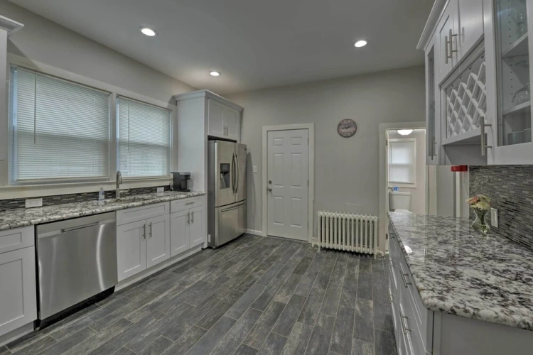 6 Bedrooms Cottage