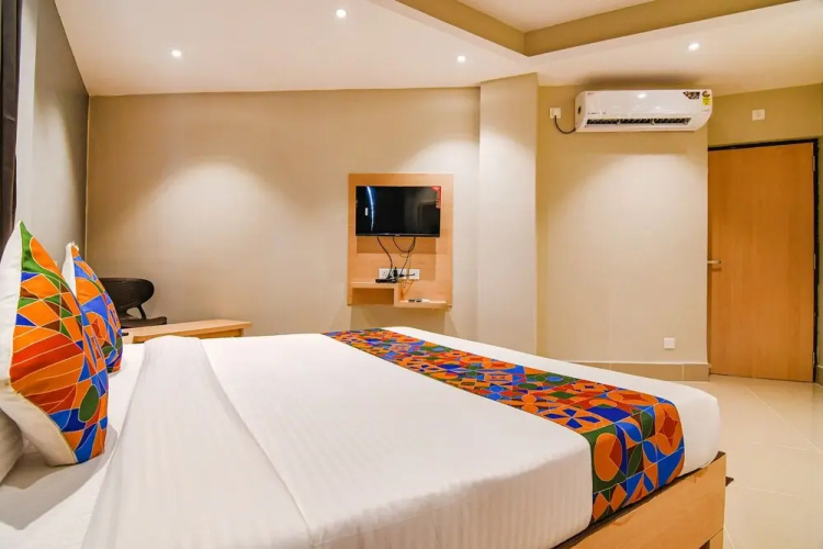 Fabhotel Jp