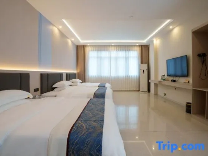 Luxury Triple room